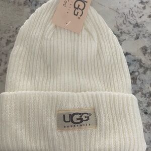 UGG Kids Cream Ribbed Beanie